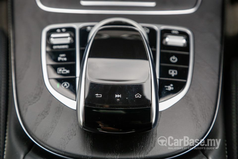 Mercedes-Benz E-Class Coupe C238 (2017) Interior