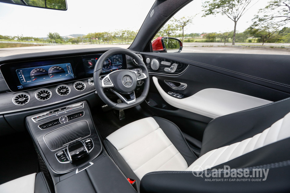 Mercedes-Benz E-Class Coupe C238 (2017) Interior