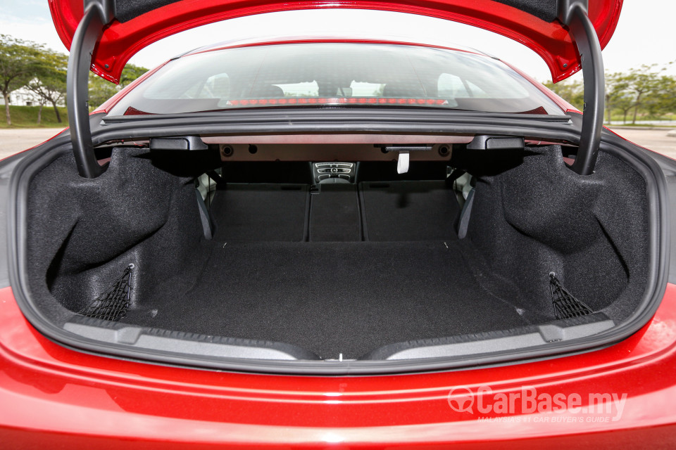 Mercedes-Benz E-Class Coupe C238 (2017) Interior