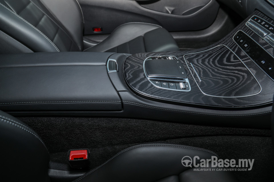Mercedes-Benz E-Class Coupe C238 Facelift (2021) Interior