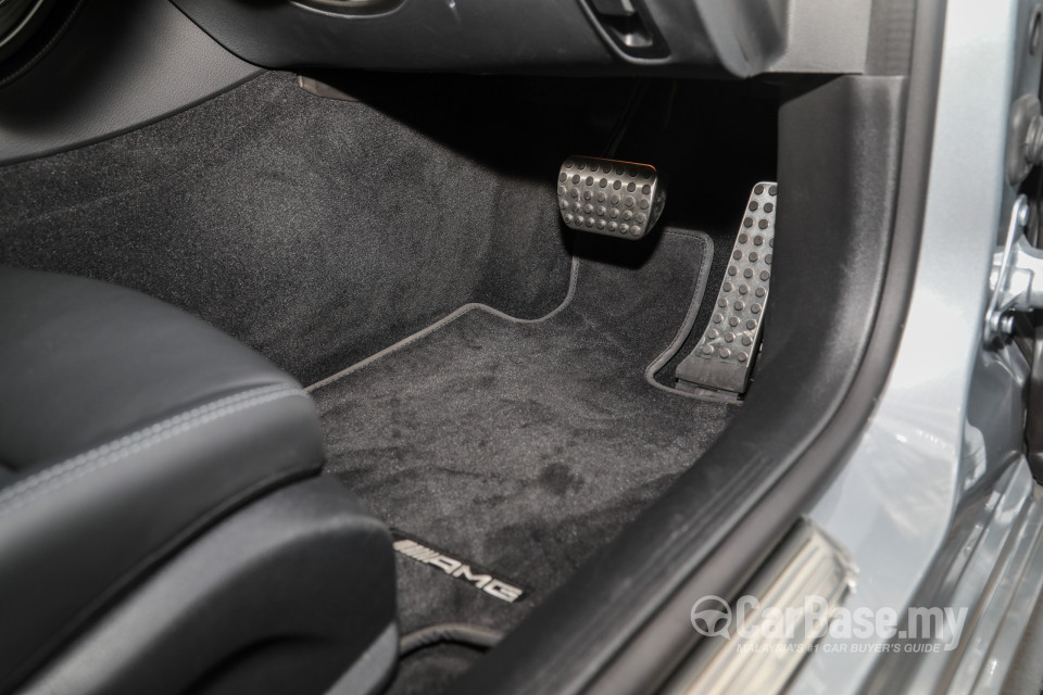 Mercedes-Benz E-Class Coupe C238 Facelift (2021) Interior