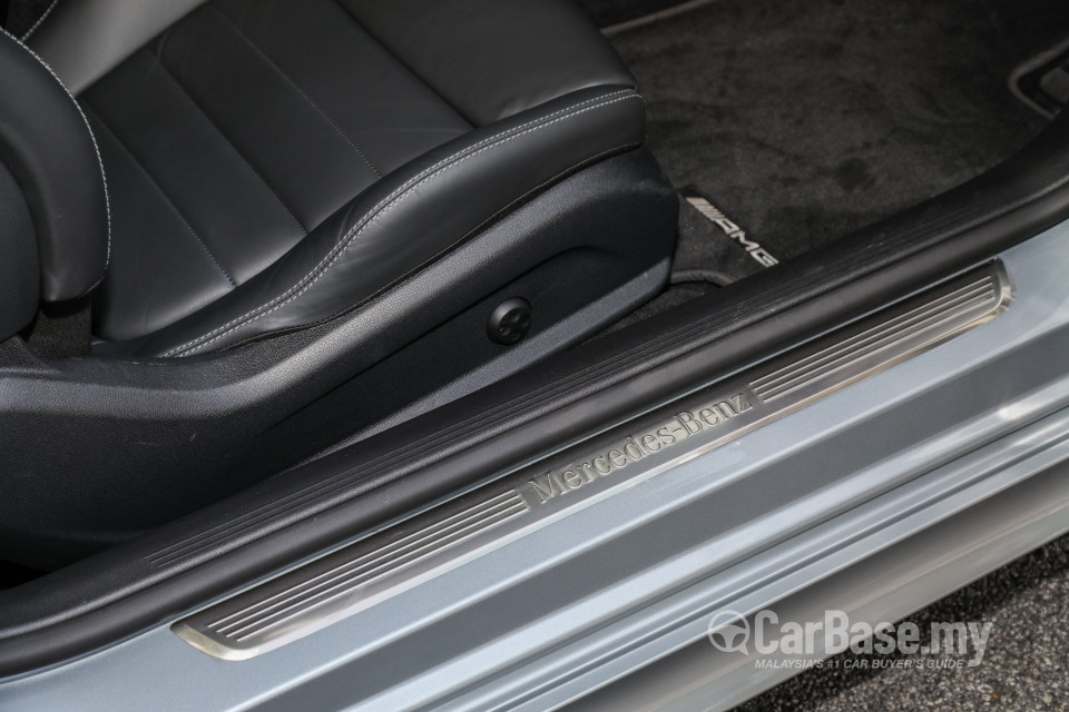 Mercedes-Benz E-Class Coupe C238 Facelift (2021) Interior