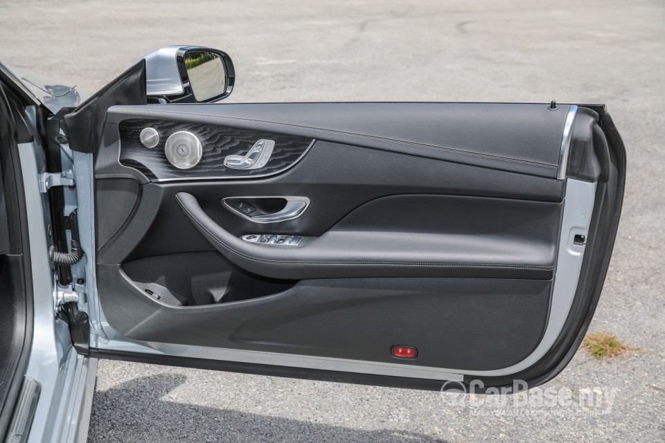 Mercedes-Benz E-Class Coupe C238 Facelift (2021) Interior