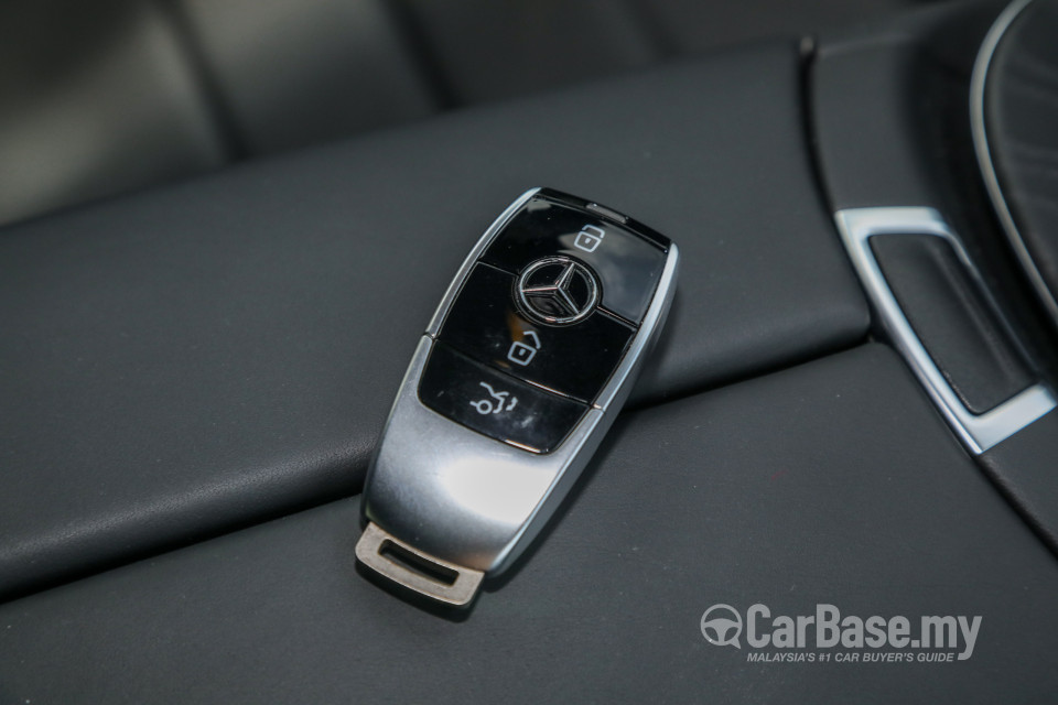 Mercedes-Benz E-Class Coupe C238 Facelift (2021) Interior