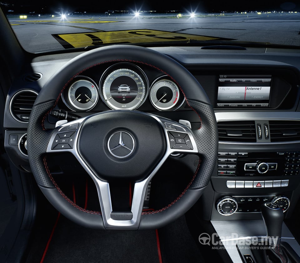 Mercedes-Benz C-Class Coupe C204 Facelift (2012) Interior