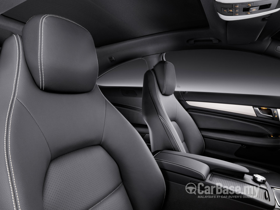 Mercedes-Benz C-Class Coupe C204 Facelift (2012) Interior