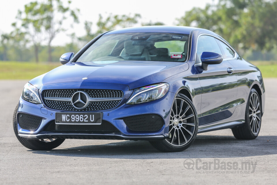 Mercedes-Benz A-Class W177 (2018) Exterior