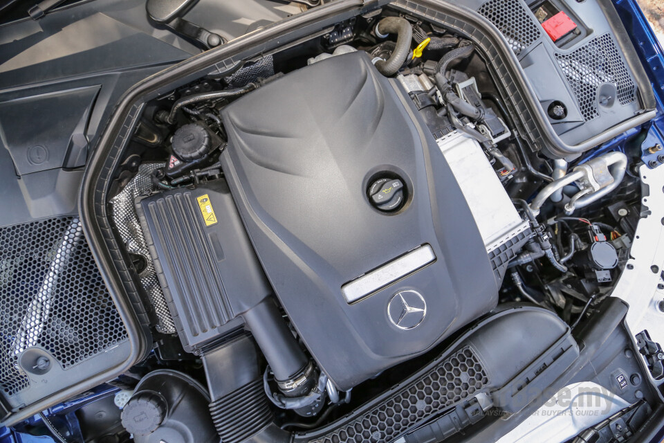 Subaru Outback BN (2015) Exterior