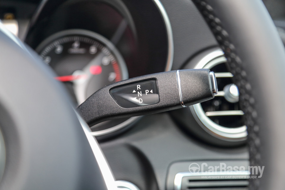 Mercedes-Benz C-Class Coupe C205 (2016) Interior