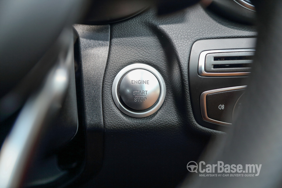 Mercedes-Benz C-Class Coupe C205 (2016) Interior