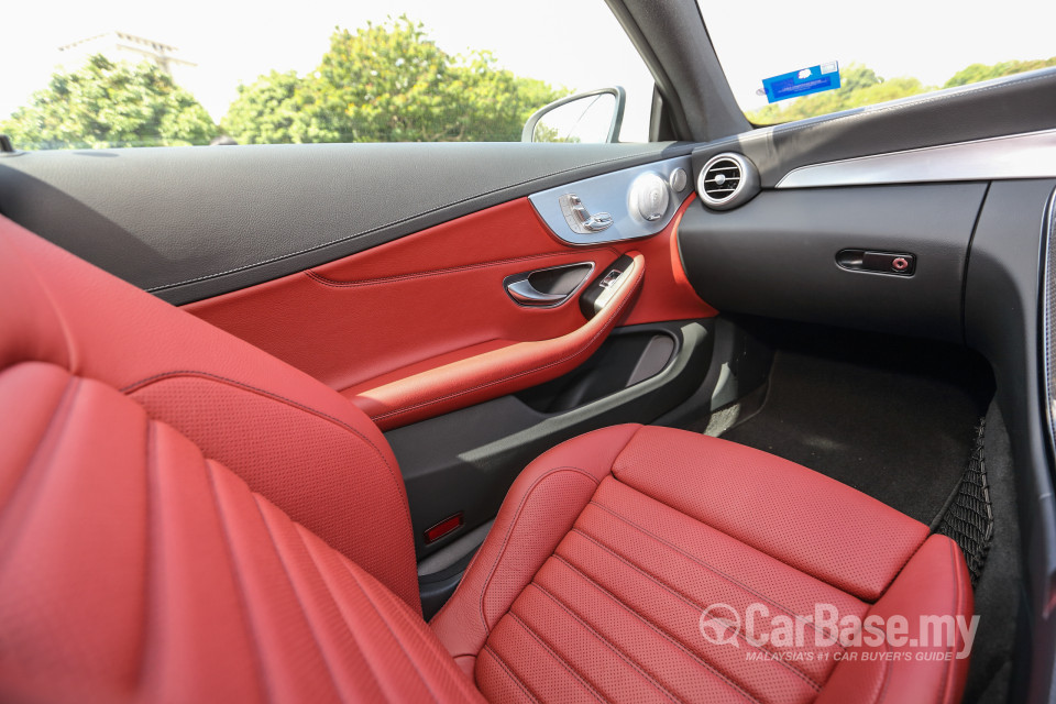 Mercedes-Benz C-Class Coupe C205 (2016) Interior