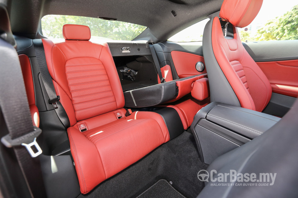 Mercedes-Benz C-Class Coupe C205 (2016) Interior