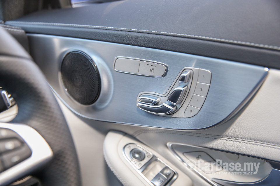 Mercedes-Benz C-Class Coupe C205 (2016) Interior