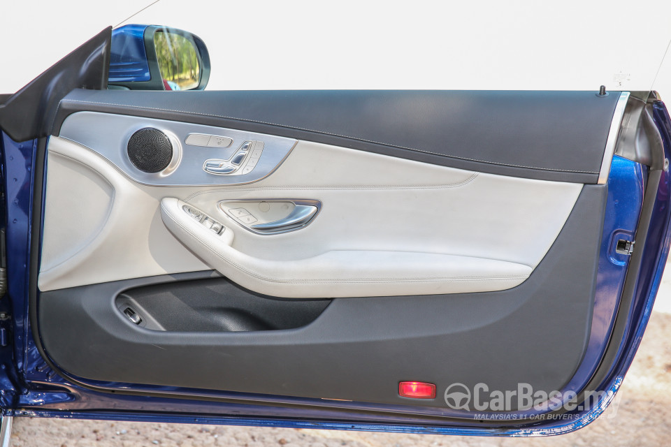 Mercedes-Benz C-Class Coupe C205 (2016) Interior