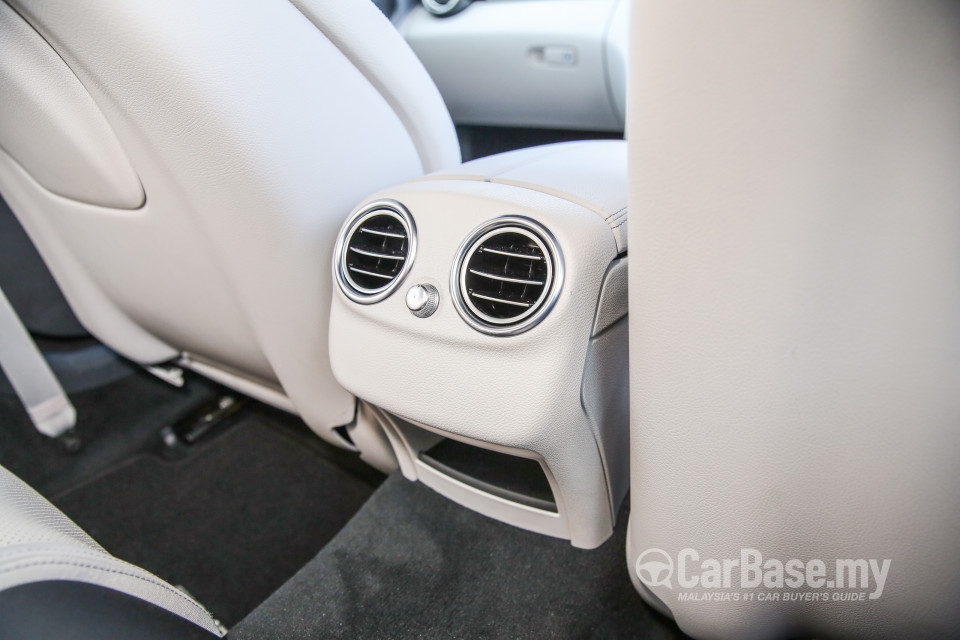 Mercedes-Benz C-Class Coupe C205 (2016) Interior