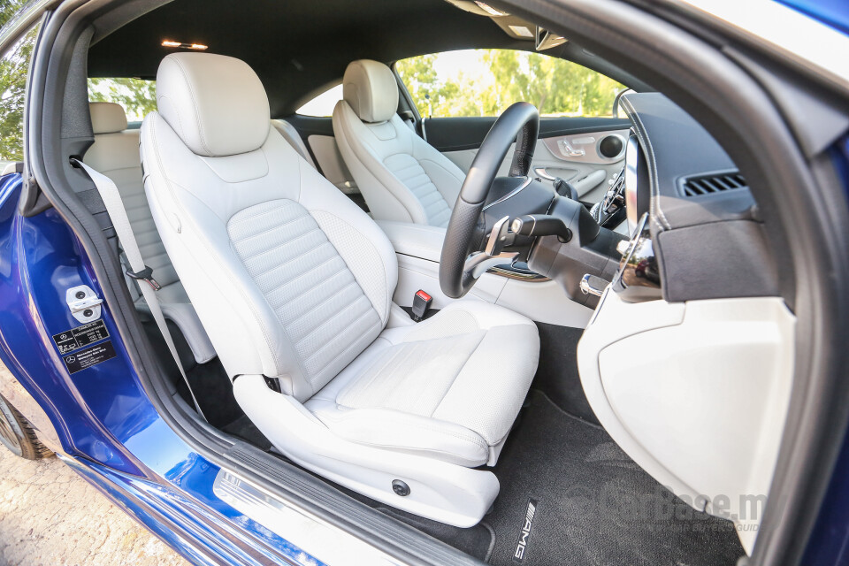 Mazda CX-9 Mk2 (2017) Interior