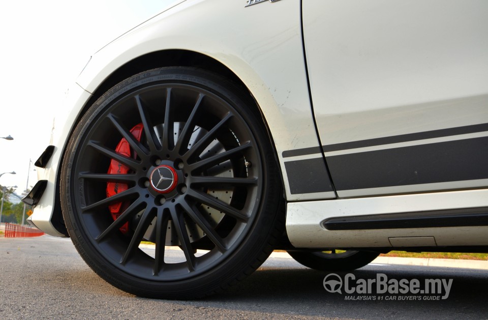 Mercedes-Benz AMG A-Class W176 (2014) Exterior