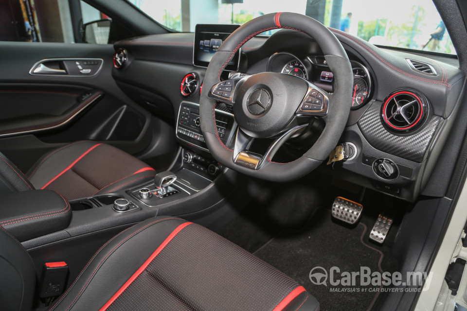 Mercedes-Benz AMG A-Class W176 Facelift (2016) Interior