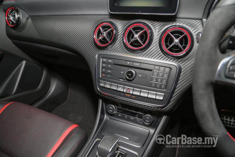 Mercedes-Benz AMG A-Class W176 Facelift (2016) Interior