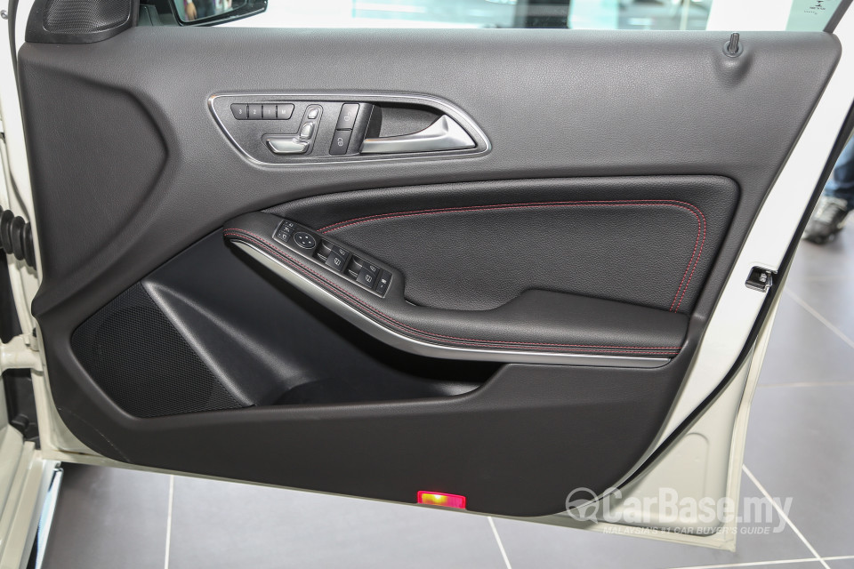 Mercedes-Benz AMG A-Class W176 Facelift (2016) Interior