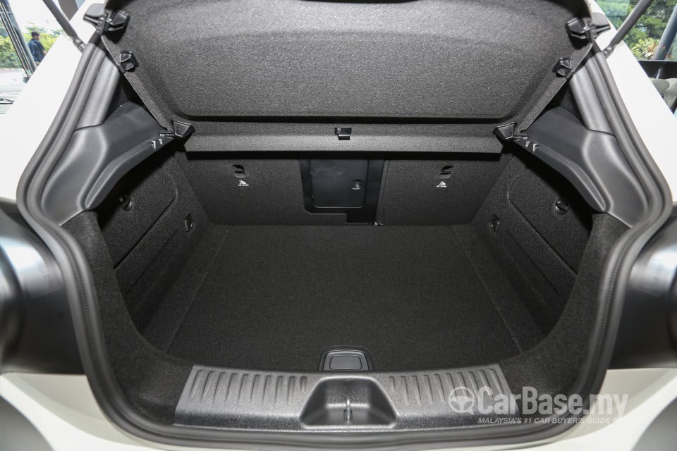 Mercedes-Benz AMG A-Class W176 Facelift (2016) Interior