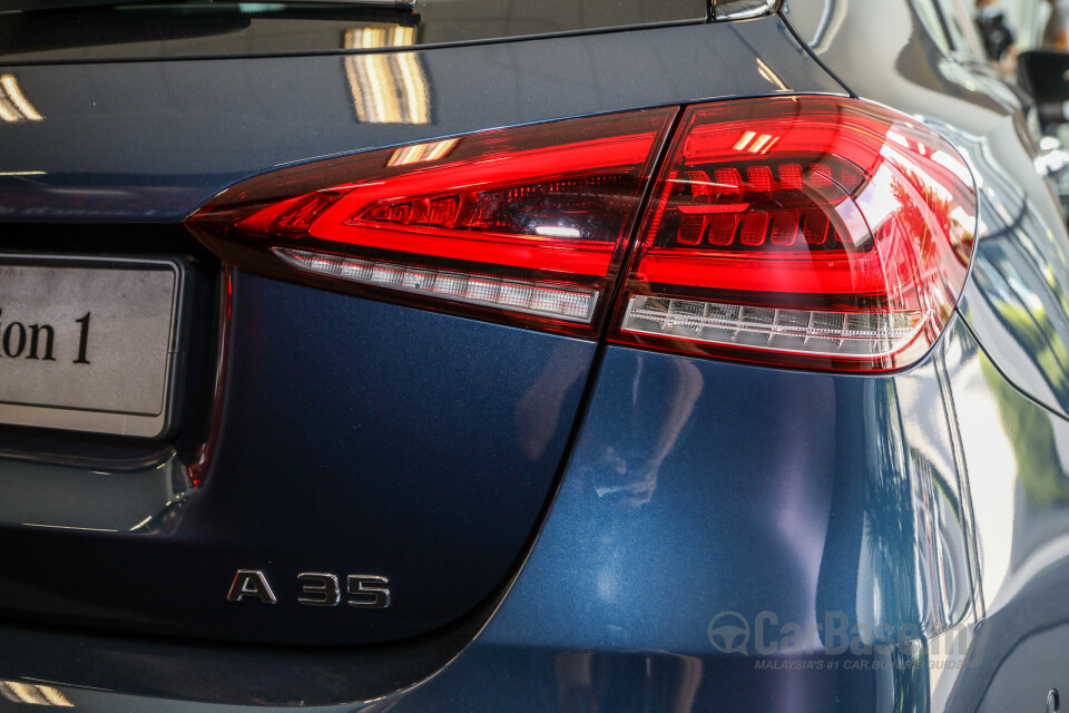 Mitsubishi Outlander RE Facelift (2016) Exterior