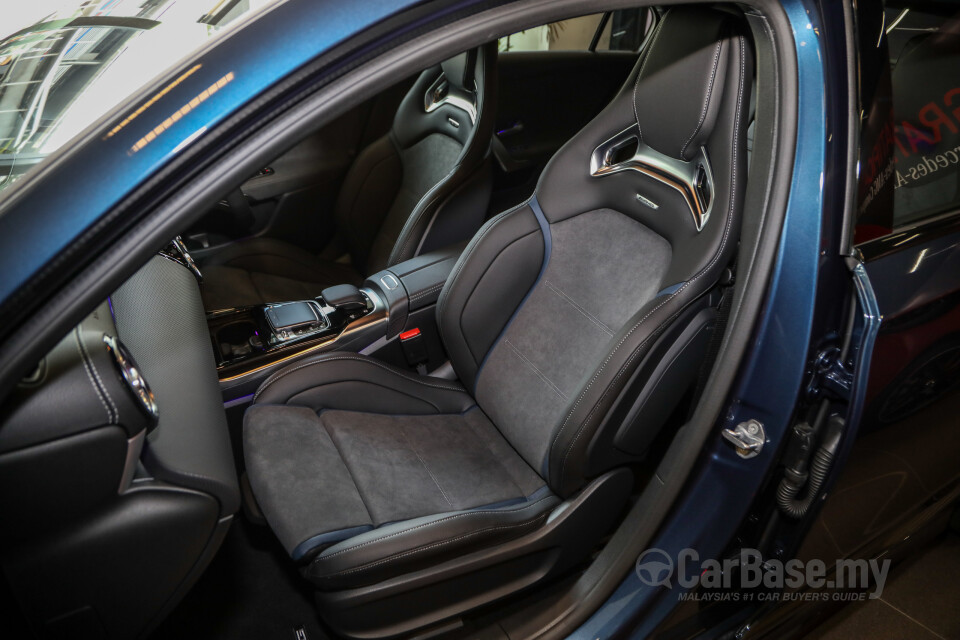 Mercedes-Benz SLC R172 Facelift (2016) Interior