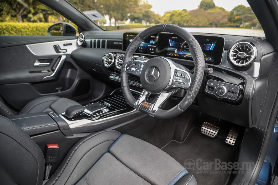 Mercedes-Benz SLC R172 Facelift (2016) Interior