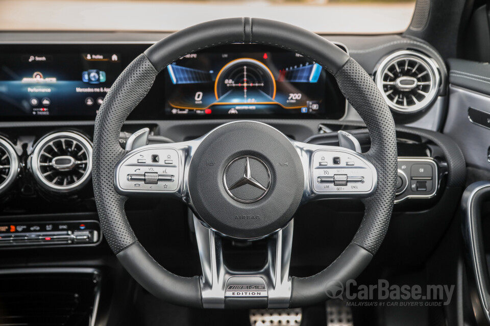 Nissan Navara D23 (2015) Interior