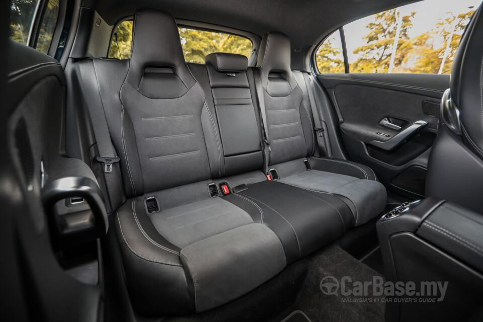 Audi Q5 FY (2019) Interior