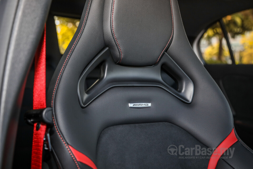 Mazda MX-5 ND (2015) Interior