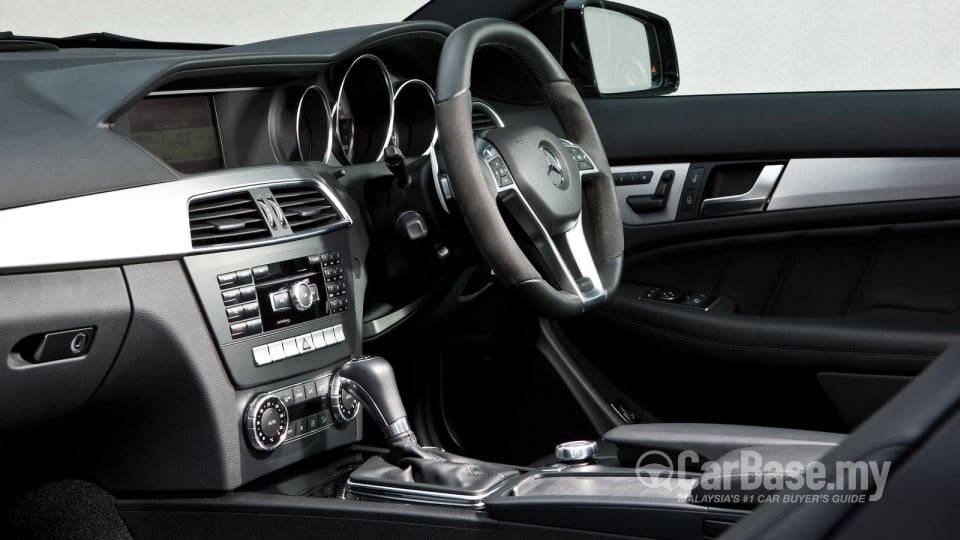 Mercedes-Benz AMG C-Class Coupe C204 (2012) Interior