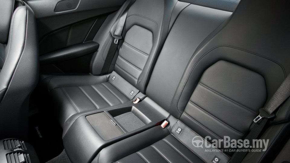 Mercedes-Benz AMG C-Class Coupe C204 (2012) Interior