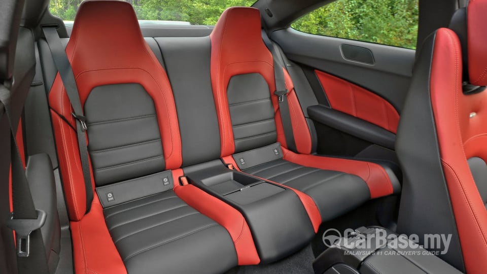 Mercedes-Benz AMG C-Class Coupe C204 (2012) Interior