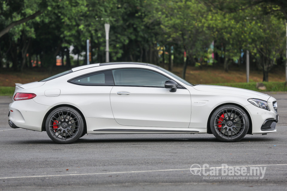 Mercedes-Benz AMG C-Class Coupe C205 AMG (2016) Exterior
