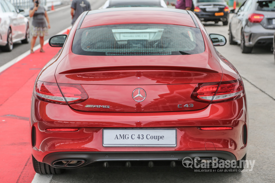 Mercedes-Benz AMG C-Class Coupe C205 AMG (2016) Exterior