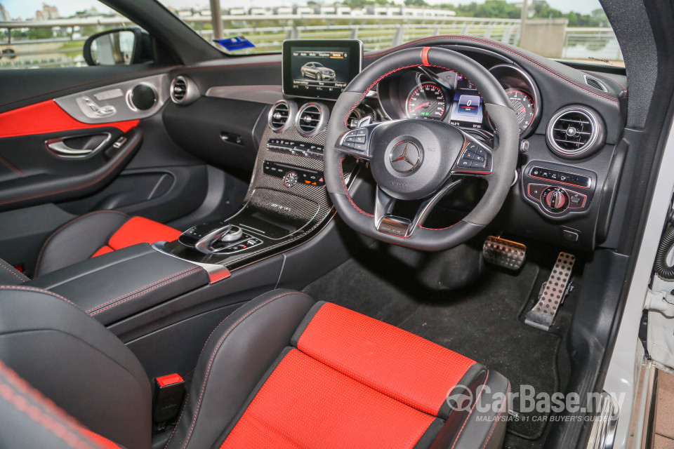 Mercedes-Benz AMG C-Class Coupe C205 AMG (2016) Interior
