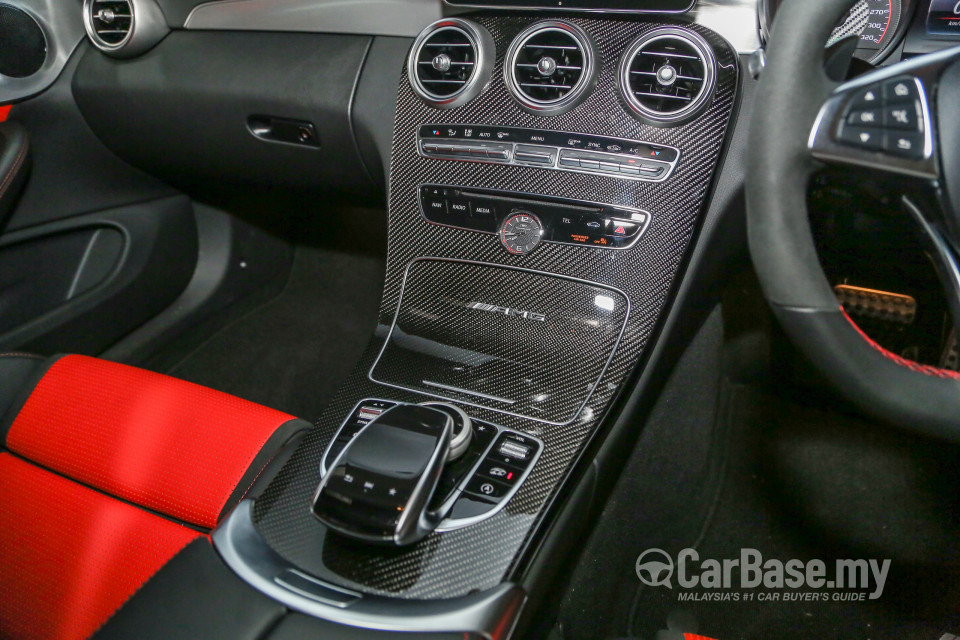 Mercedes-Benz AMG C-Class Coupe C205 AMG (2016) Interior