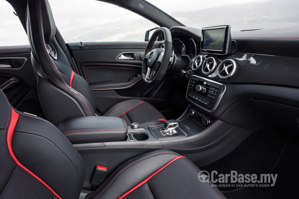 Mercedes-Benz AMG CLA C117 (2014) Interior