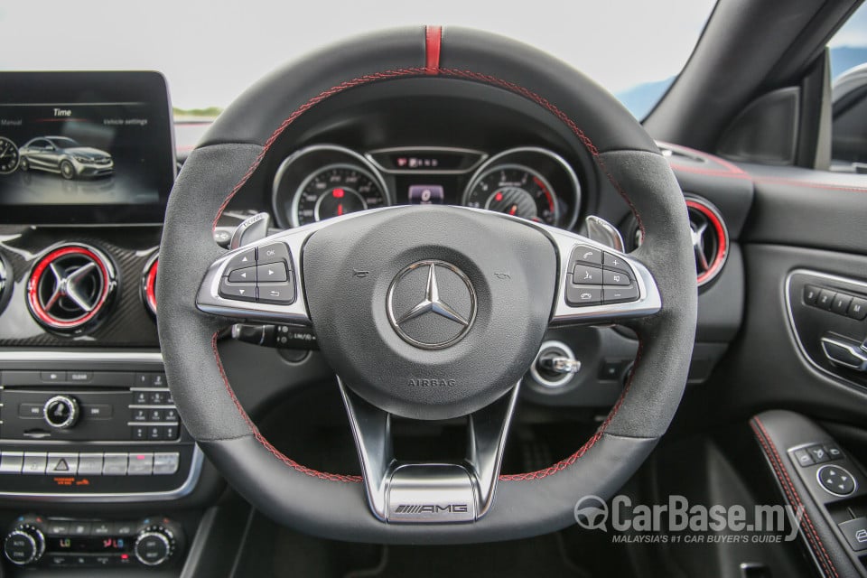 Mercedes-Benz AMG CLA C117 Facelift (2016) Interior