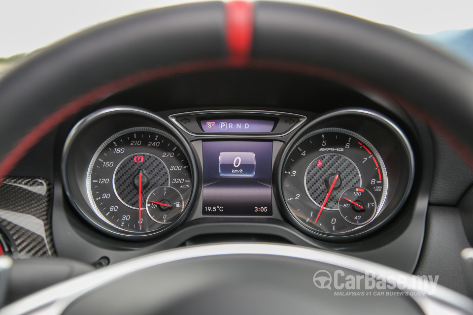 Mercedes-Benz AMG CLA C117 Facelift (2016) Interior