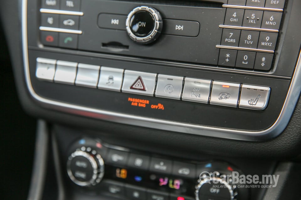 Mercedes-Benz AMG CLA C117 Facelift (2016) Interior