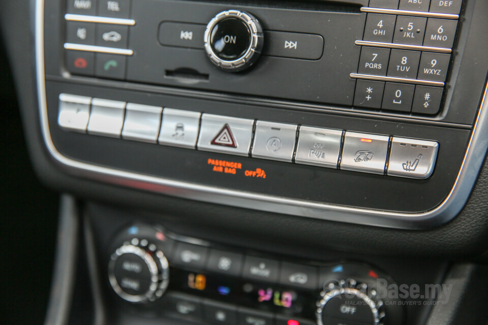 Mercedes-Benz SLC R172 Facelift (2016) Interior