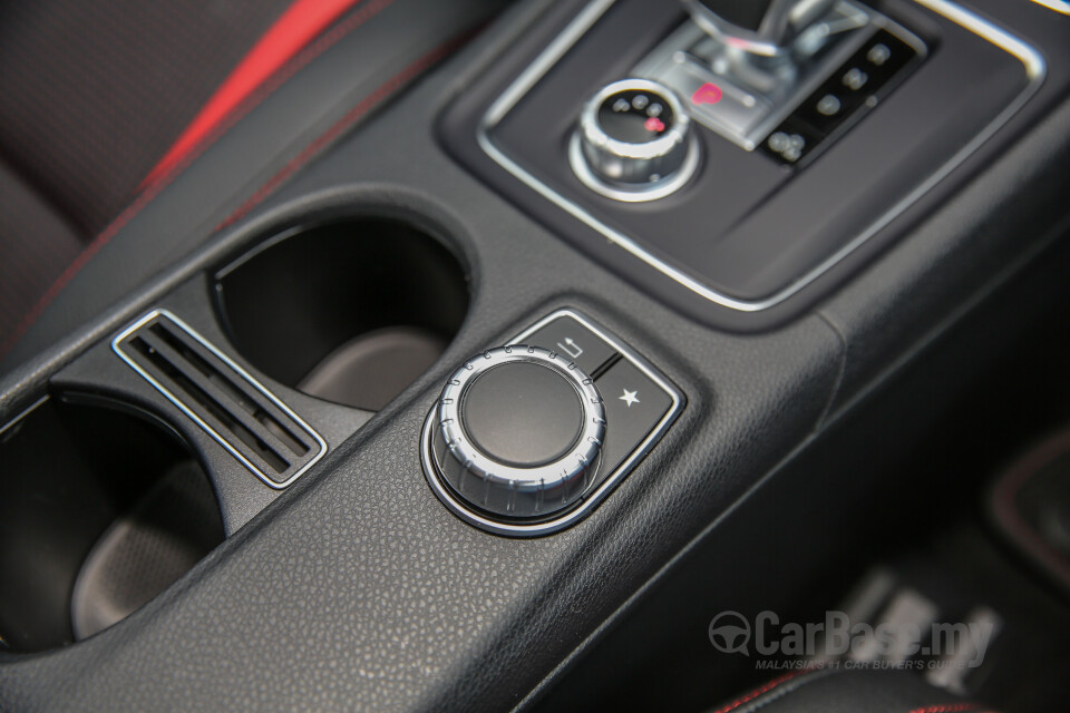 Mazda MX-5 ND (2015) Interior