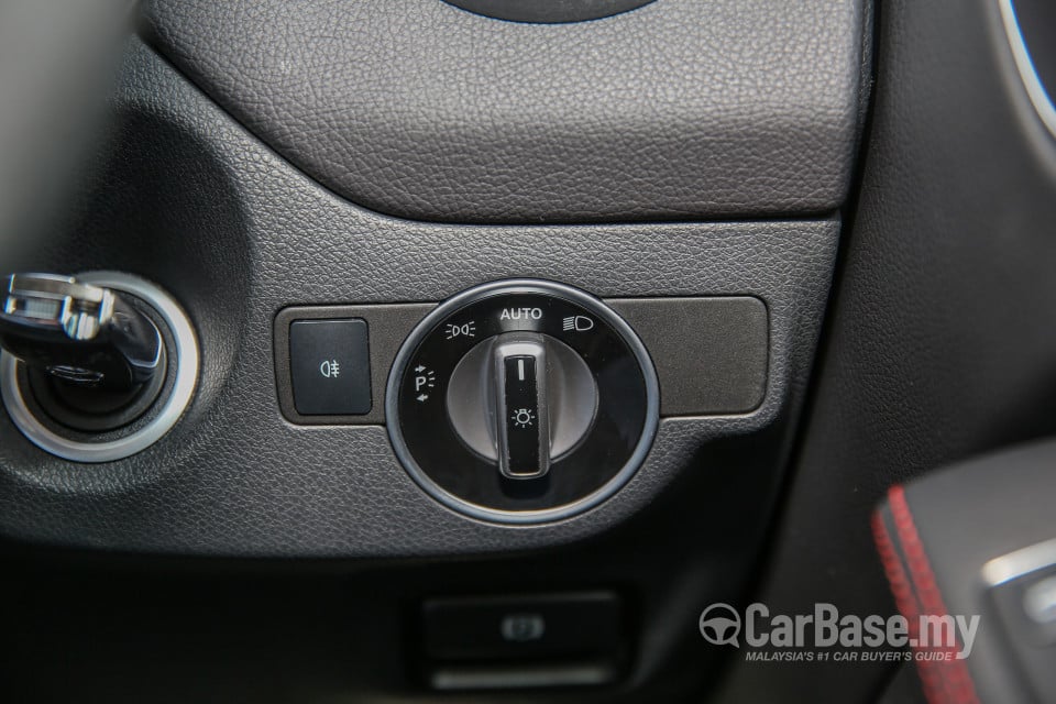 Mercedes-Benz AMG CLA C117 Facelift (2016) Interior