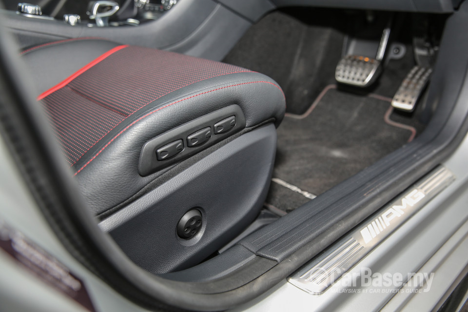 Mercedes-Benz AMG CLA C117 Facelift (2016) Interior