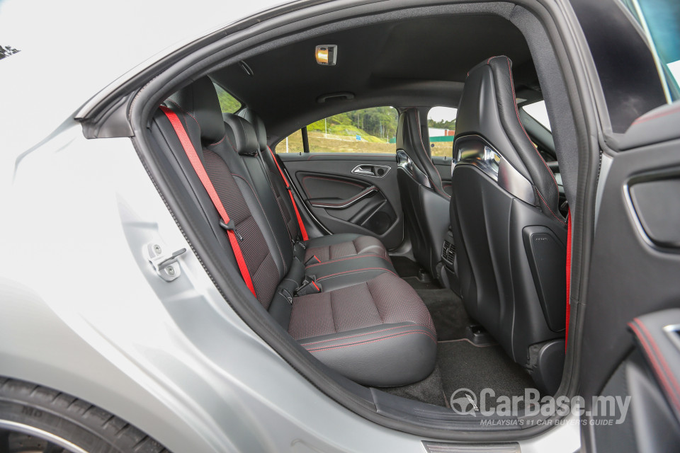 Mercedes-Benz AMG CLA C117 Facelift (2016) Interior