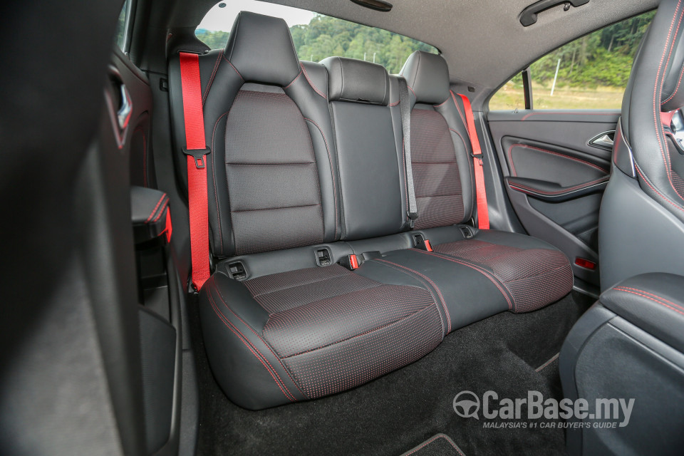 Mercedes-Benz AMG CLA C117 Facelift (2016) Interior