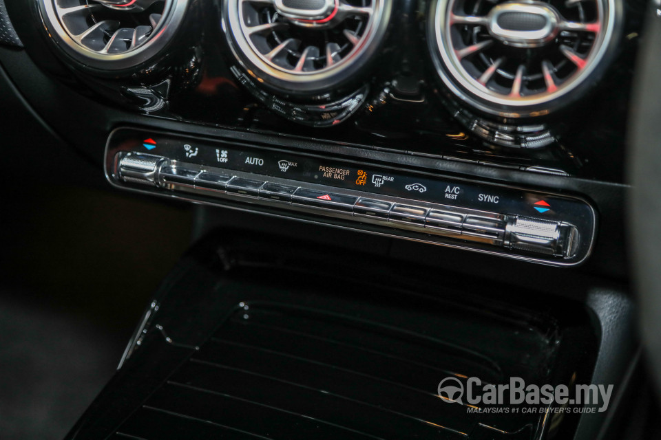 Mercedes-Benz AMG CLA C118 (2020) Interior