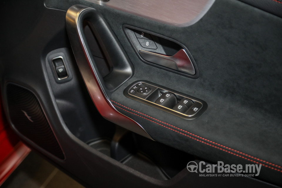 Mercedes-Benz AMG CLA C118 (2020) Interior